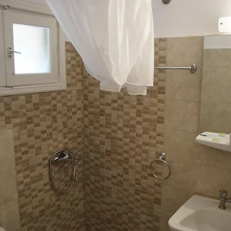 Akti Anastasia Akharavi